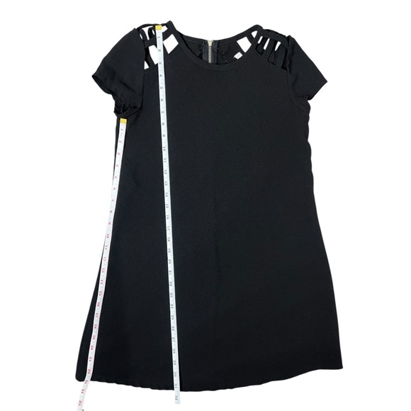 Speechless Black Dress with Zipper Detail - Picture 9 of 10